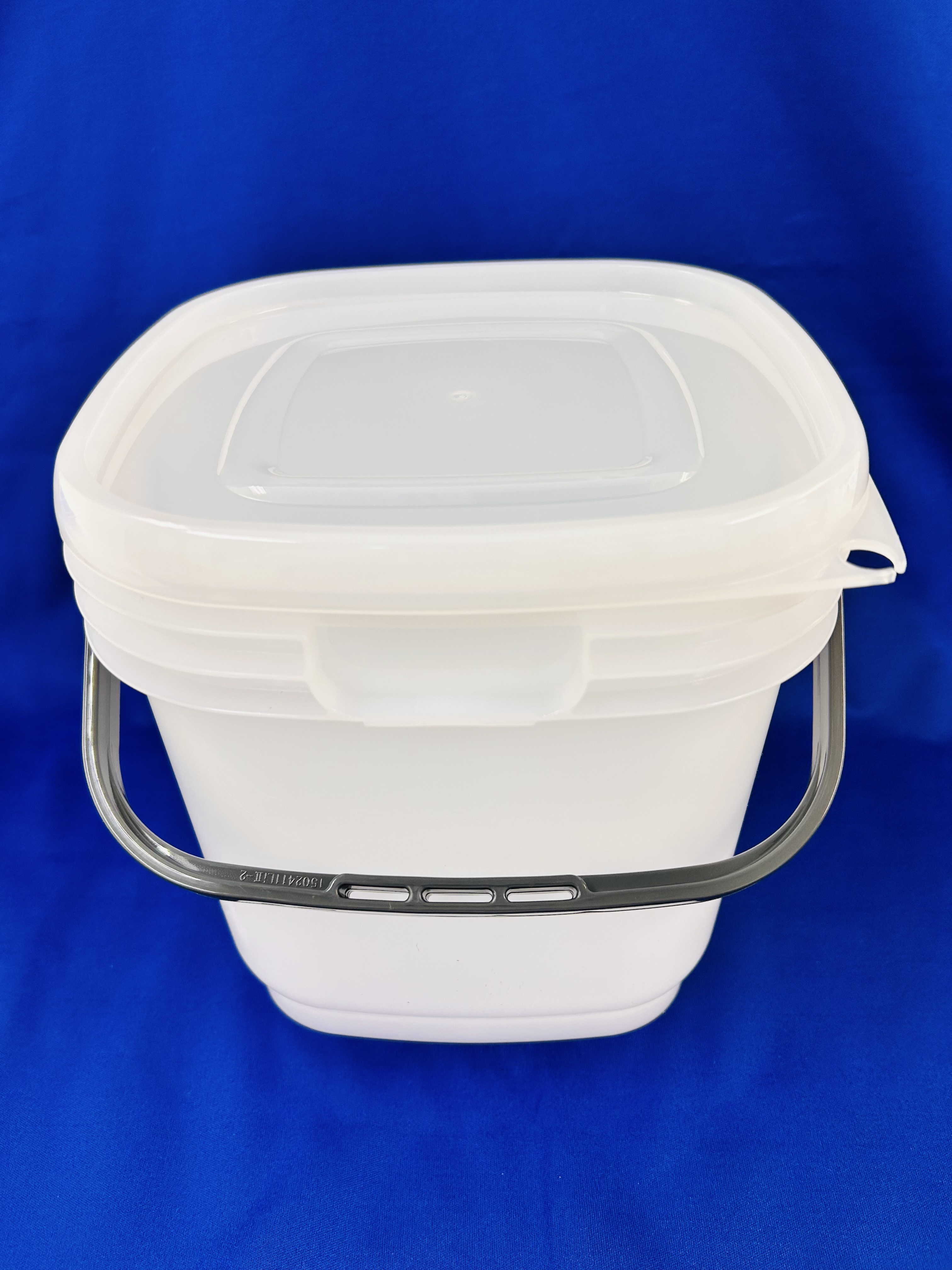 [24-0180-12]　パッカー(角型)　5L